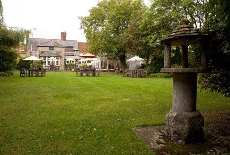 Falcon Hotel Towcester Voorzieningen foto