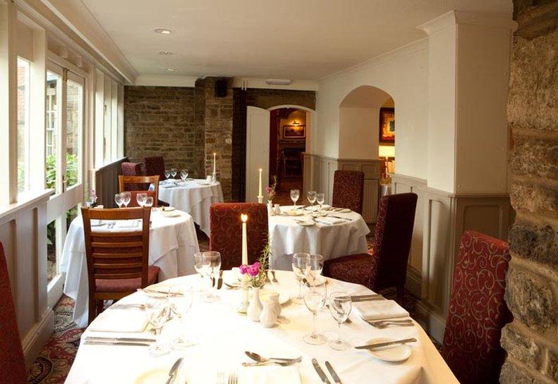 Falcon Hotel Towcester Restaurant foto